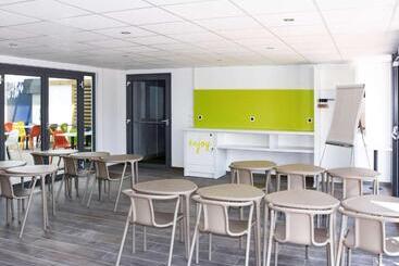 هتل Ibis Budget Langres