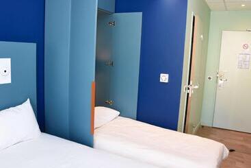هتل Ibis Budget Langres