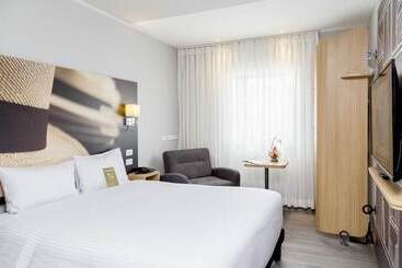 هتل Ibis Quito