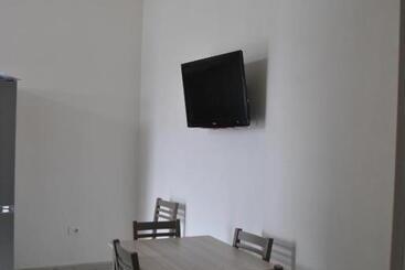 Luxar Room