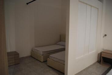 Luxar Room