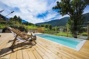 Mountain Hostel Tarter