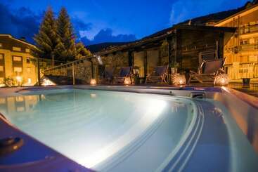 Mountain Hostel Tarter