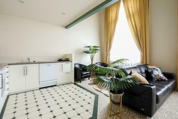 Ogb Suites