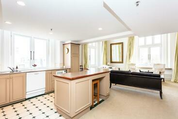 Ogb Suites
