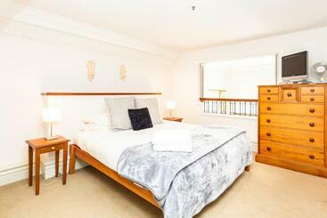 Ogb Suites