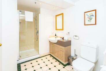 Ogb Suites