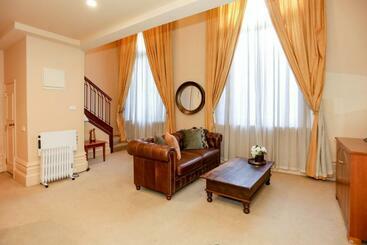 Ogb Suites