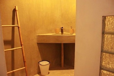 تختخواب و صبحانه Vanpila