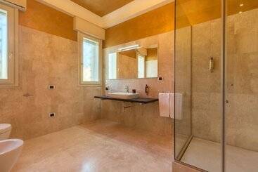 تختخواب و صبحانه Villa Furoa