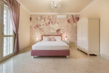 تختخواب و صبحانه Villa Furoa