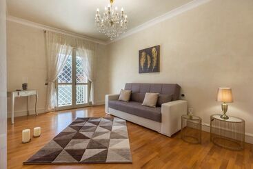تختخواب و صبحانه Villa Furoa