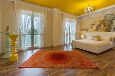 تختخواب و صبحانه Villa Furoa