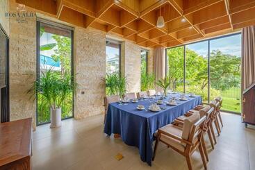 هتل Rosa Alba Resort & Villas Tuy Hoa