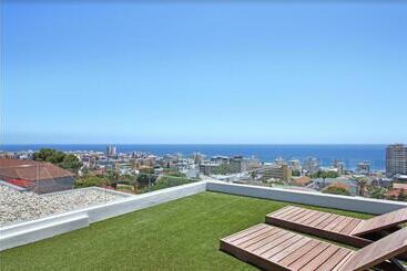 Elements Luxury Suites By Totalstay