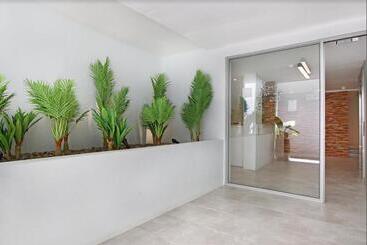 Elements Luxury Suites By Totalstay