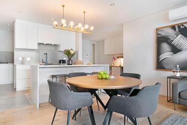 Elements Luxury Suites By Totalstay