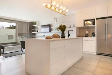 Elements Luxury Suites By Totalstay