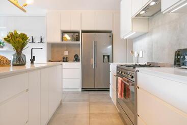 Elements Luxury Suites By Totalstay