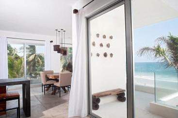 هتل Clara Vista Villas