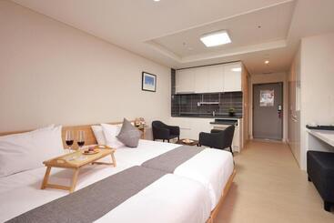 هتل Geoje Leein Stay