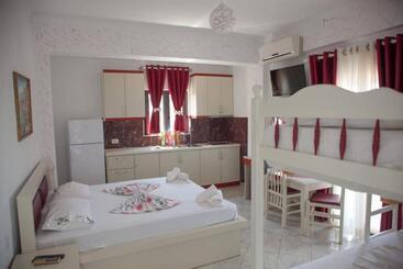 Poseidon Hotel Ksamil - Ksamil