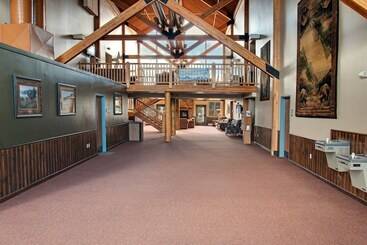 هتل Ymca Of The Rockies   Snow Mountain Ranch