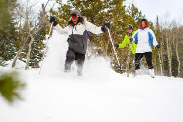هتل Ymca Of The Rockies   Snow Mountain Ranch