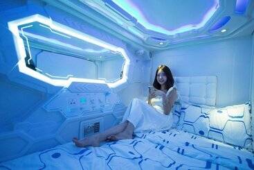 هاستل Jc Space Capsule Maha City