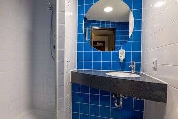 B&b Hotel Stuttgart Airport/messe