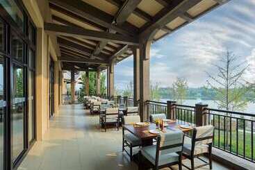 هتل Hilton Wen An