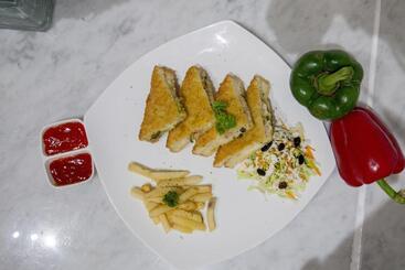 Radja Art And Boutique Hotel Simpang Lima