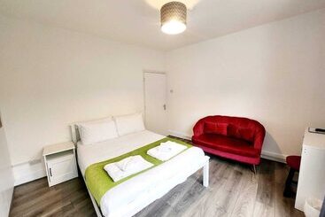 تختخواب و صبحانه Old Victory House Homestay