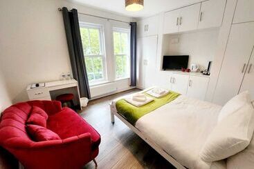 تختخواب و صبحانه Old Victory House Homestay
