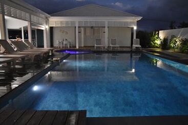 هتل Hôtel La Christophine