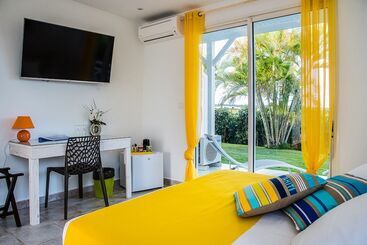 هتل Hôtel La Christophine