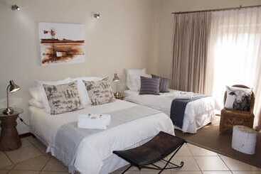 پانسیون Mosate Guest House