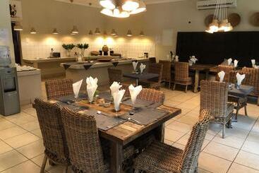 پانسیون Mosate Guest House