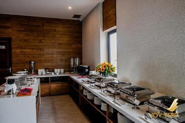 Joy Trip Hotel & Spa Nha Trang