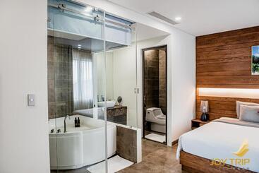Joy Trip Hotel & Spa Nha Trang