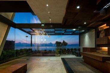 Joy Trip Hotel & Spa Nha Trang