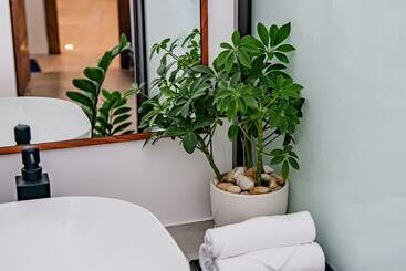 Joy Trip Hotel & Spa Nha Trang