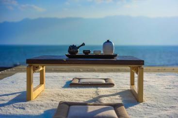 پانسیون Dali Erhai Baishe Seaview Inn