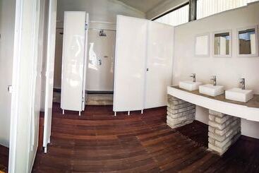 Island Vibe Port Elizabeth   Hostel