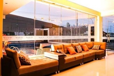 هتل El Parral Suite