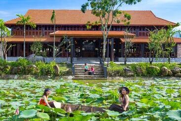 Maison Du Vietnam Resort & Spa