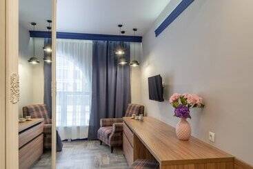 Comfort House