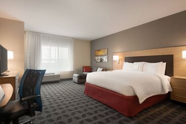 هتل Towneplace Suites By Marriott Dubuque Downtown