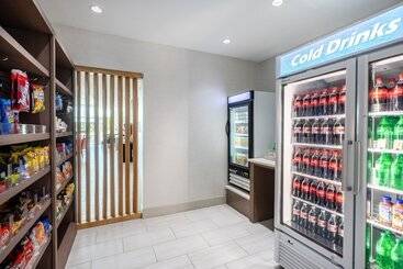 هتل Holiday Inn Express & Suites Atlanta Airport Ne   Hapeville, An Ihg