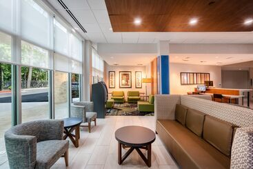 هتل Holiday Inn Express & Suites Atlanta Airport Ne   Hapeville, An Ihg
